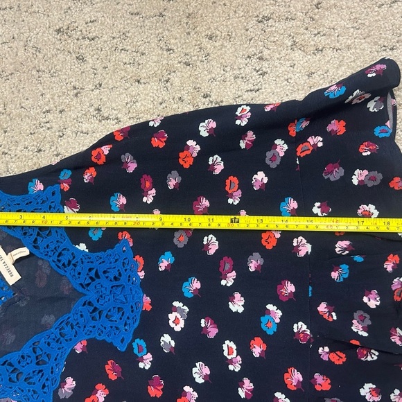 Rebecca Taylor Sz. 4 Blue Lace Trim Women's Top excellent condition! Visc/lace - Picture 9 of 11